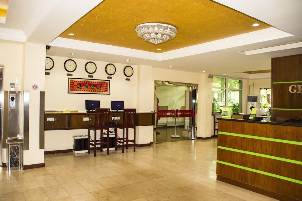 Green Leaf Hotel Rangoon Eksteriør billede
