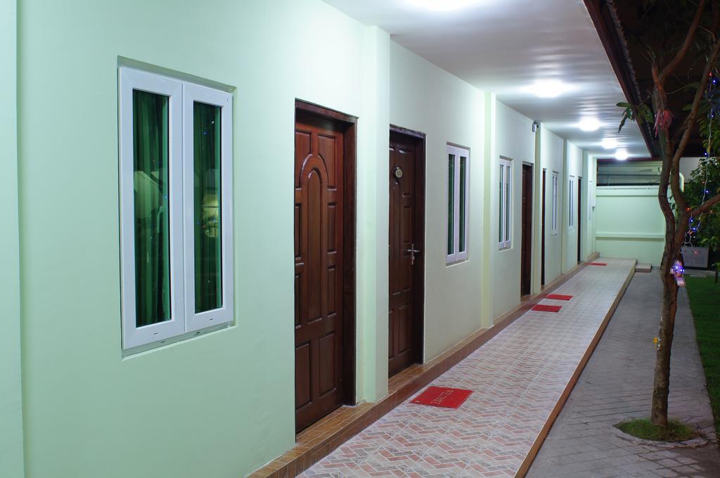 Green Leaf Hotel Rangoon Eksteriør billede