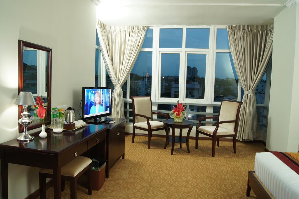 Green Leaf Hotel Rangoon Eksteriør billede