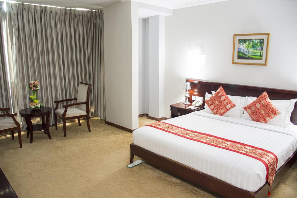 Green Leaf Hotel Rangoon Eksteriør billede