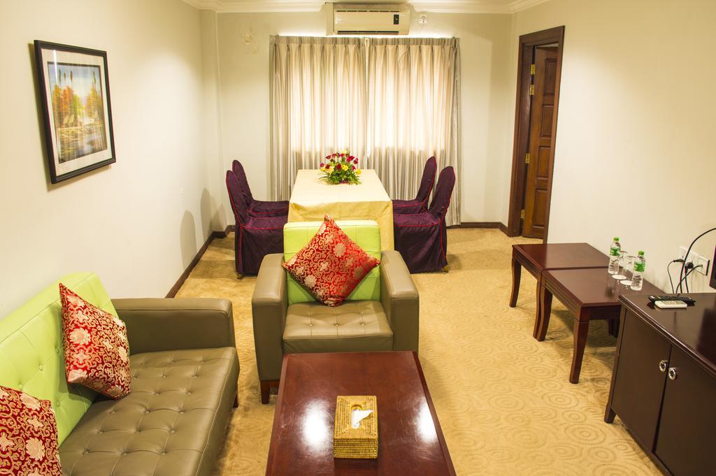 Green Leaf Hotel Rangoon Eksteriør billede