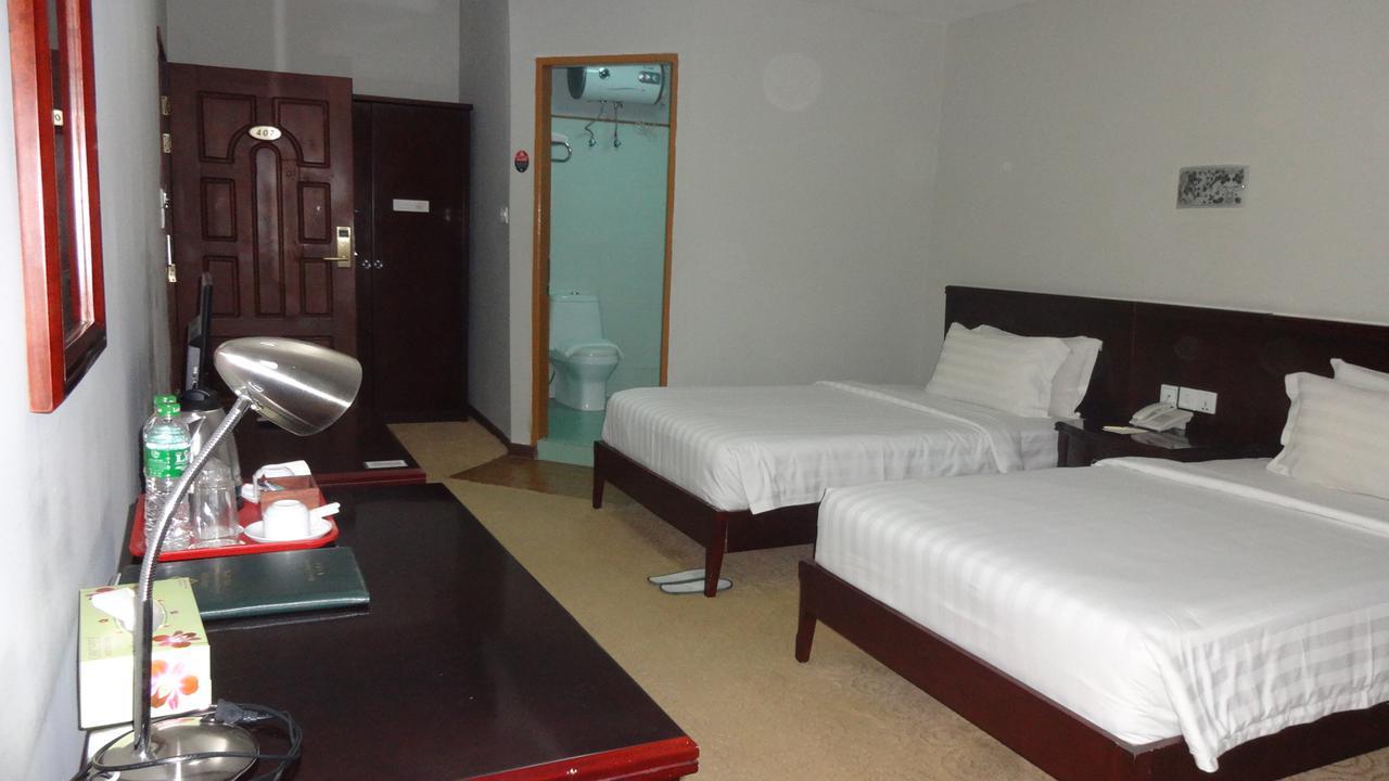 Green Leaf Hotel Rangoon Eksteriør billede