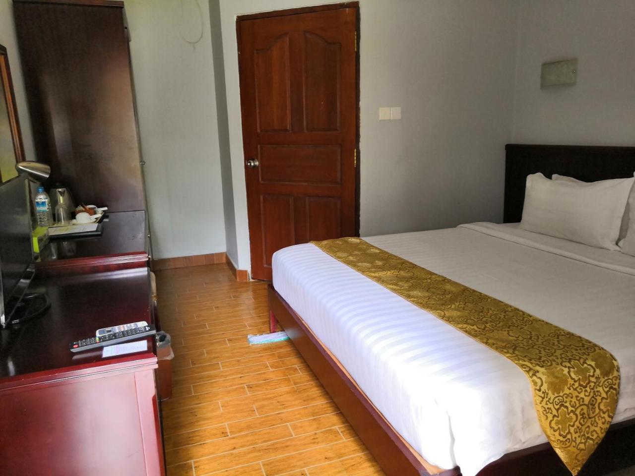 Green Leaf Hotel Rangoon Eksteriør billede
