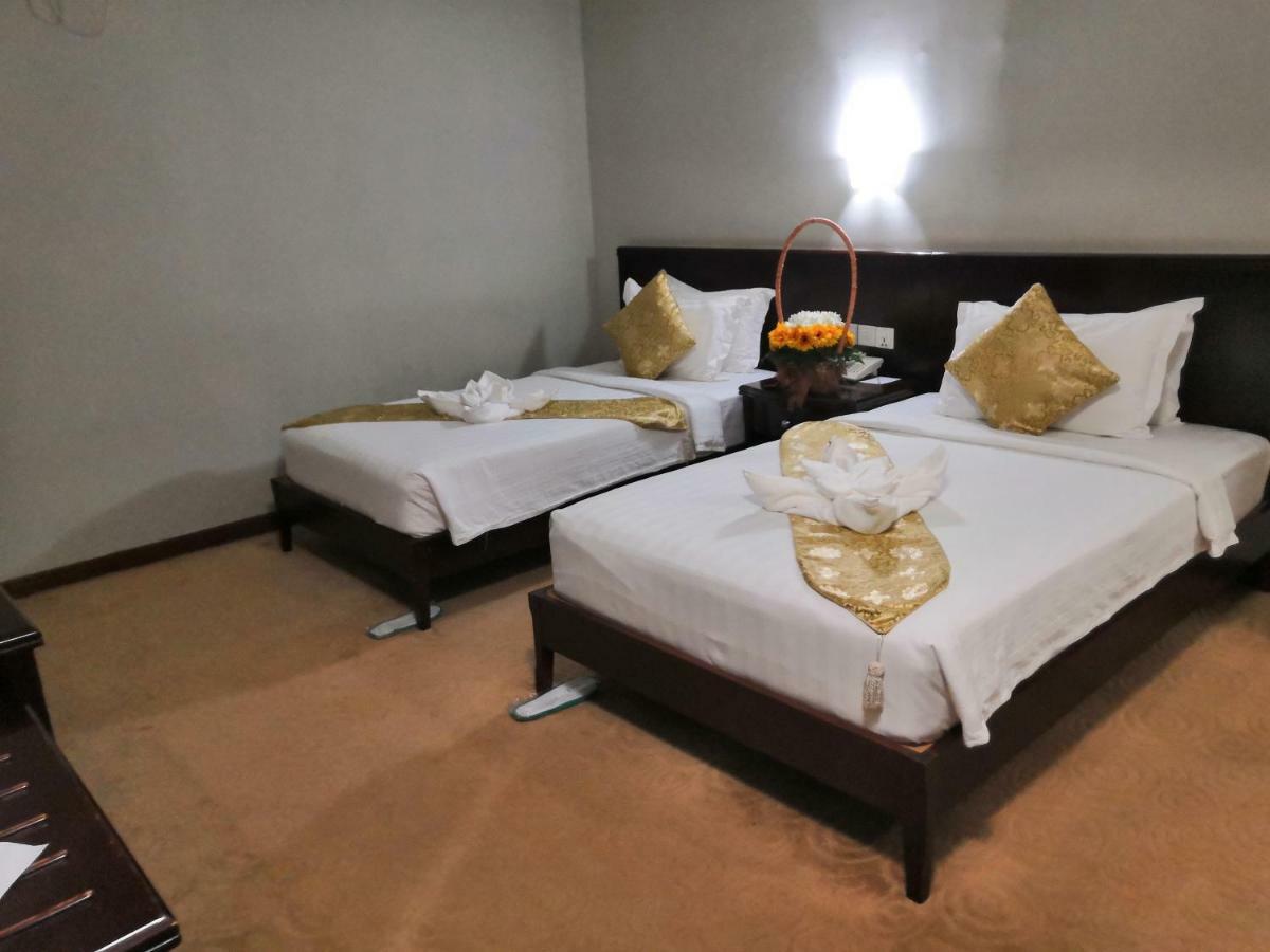 Green Leaf Hotel Rangoon Eksteriør billede